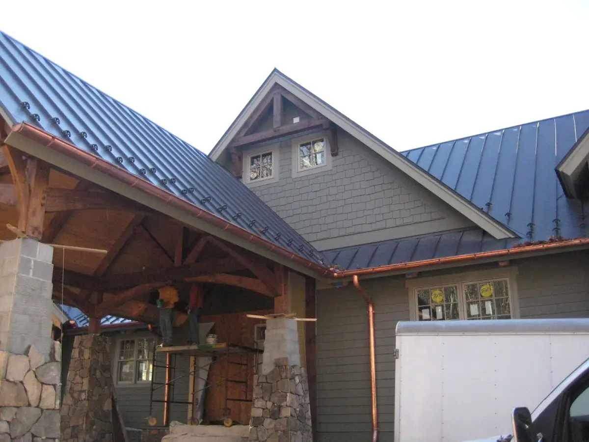 Craftsman Roofing team delivering quality roofing work in Washington